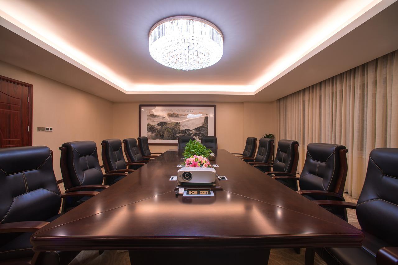Guangzhou Jin Wan Li Business Hotel Exterior foto